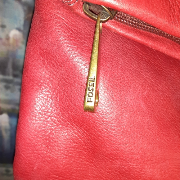 🪶 Red fossil leather bag - Picture 10 of 12
